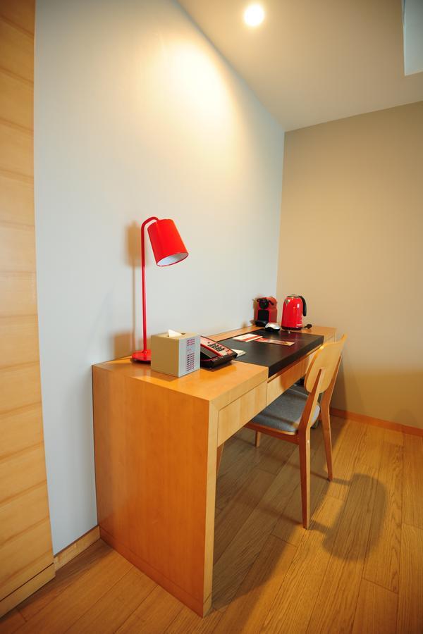 Intercity Hotel Qingdao Exterior photo